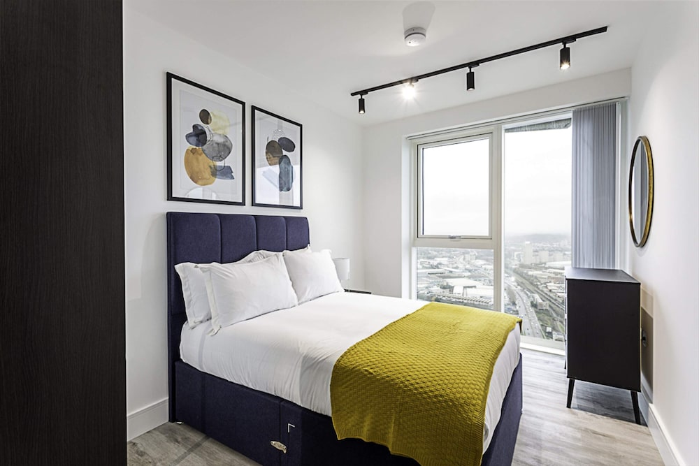 Icon Tower Flat IX