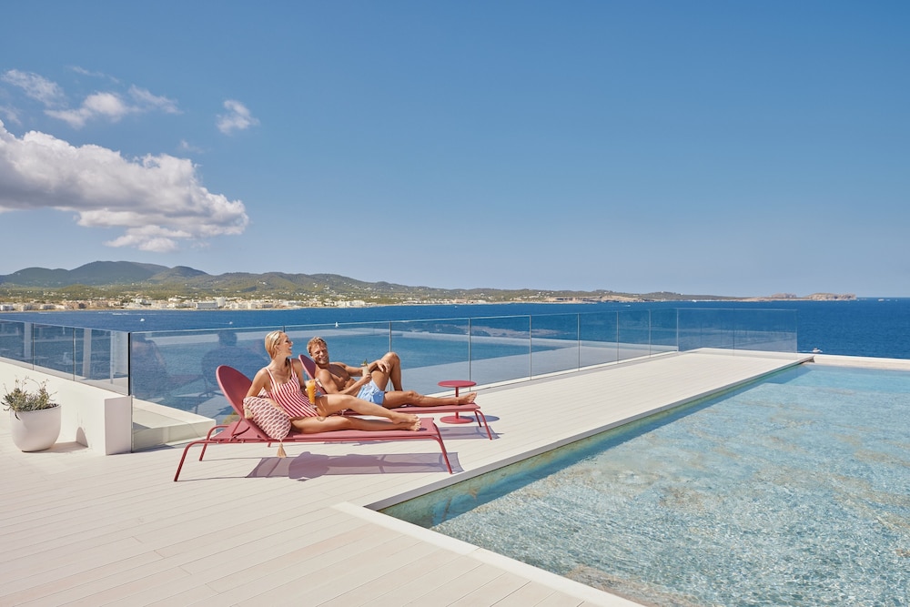 Hotel The Signature Level at TRS Ibiza Hotel – All Inclusive Adults Only +16 – Club Access Included - Image 1