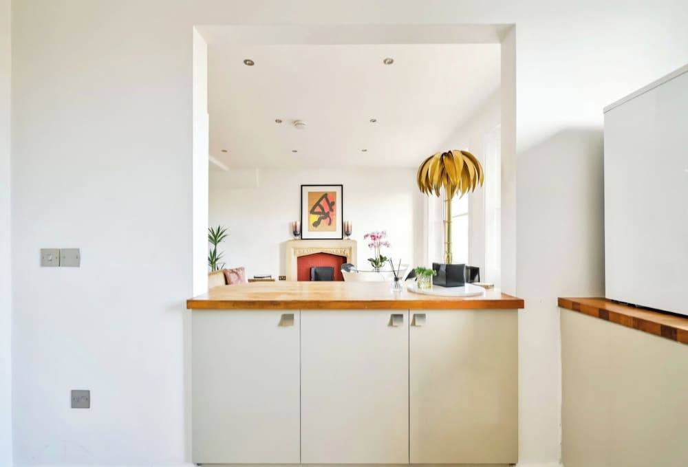 Luxury 3-bed Kensington Apartment - Sleeps 6
