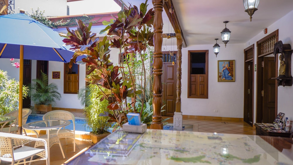 Hotel Boutique Casa Alegre Art Gallery