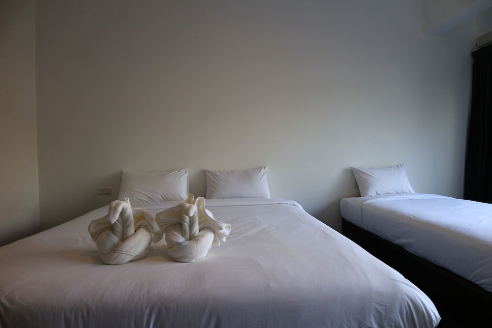 KK Marina Court Resort Vacation Condos