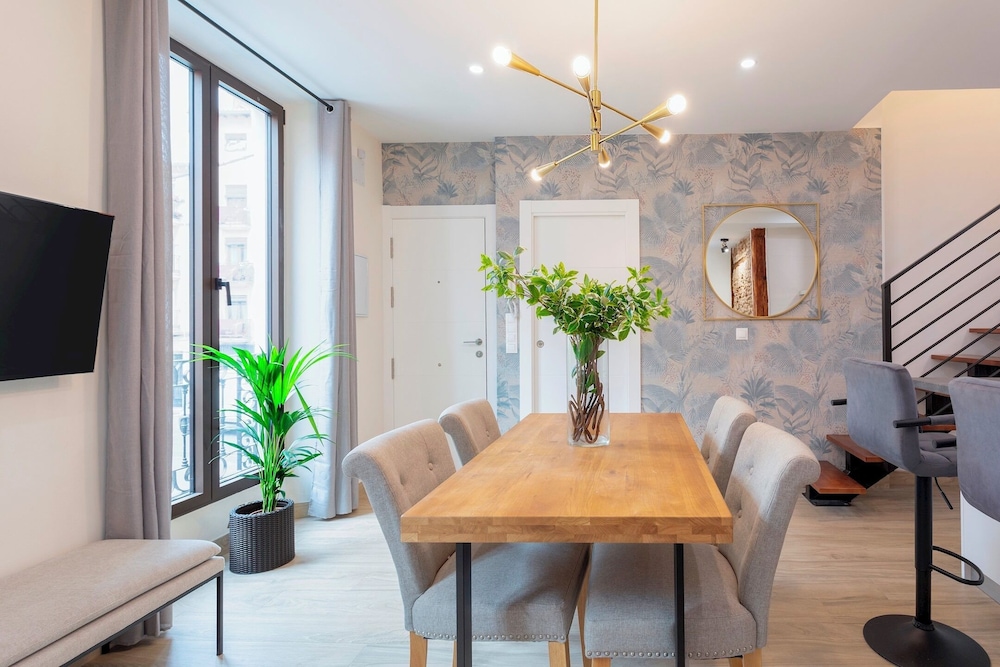 Sophisticated House With Terrace. Plaza del Realejo
