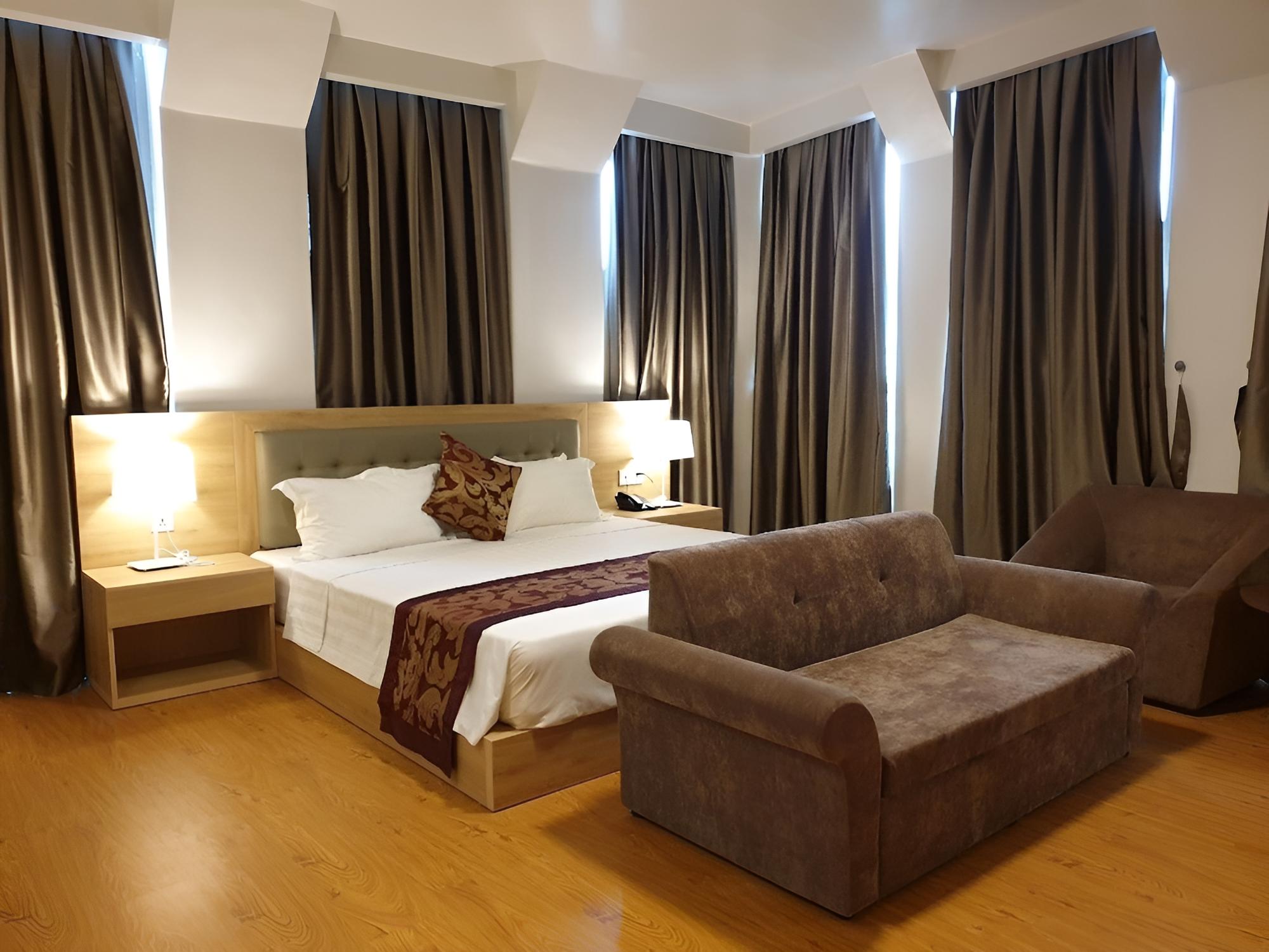 Legend Hotel