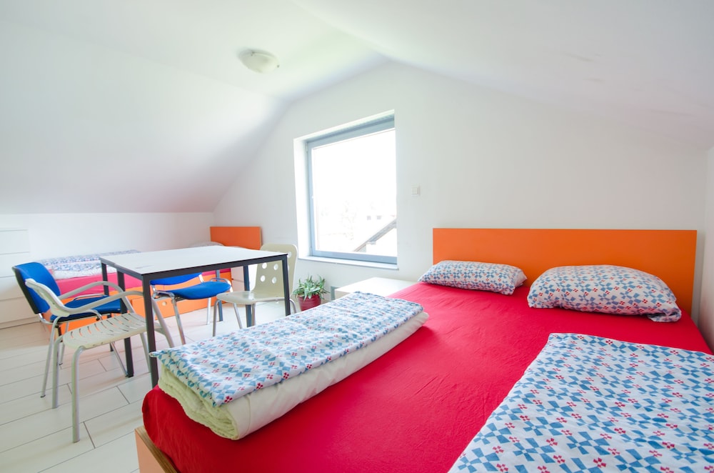 Simbol Rooms - Hostel