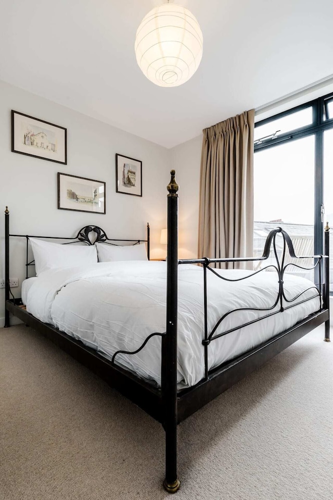 Bright 2 Bedroom Marylebone Flat Near the Tube
