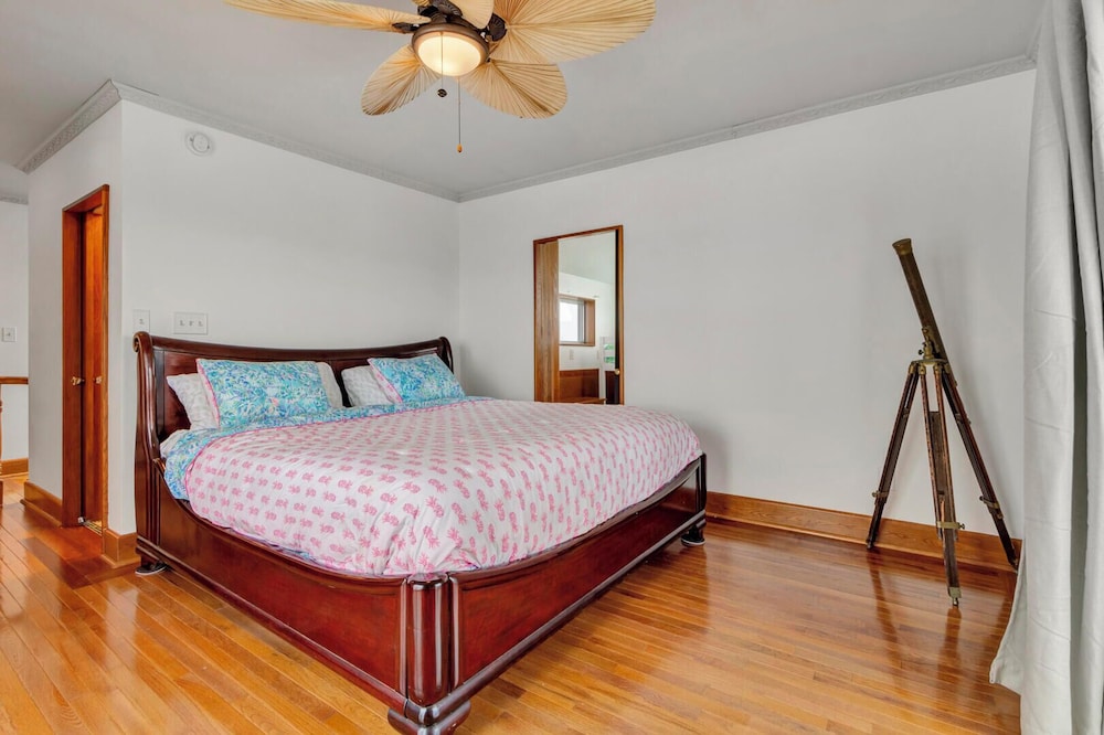 Saulsbury Street 10