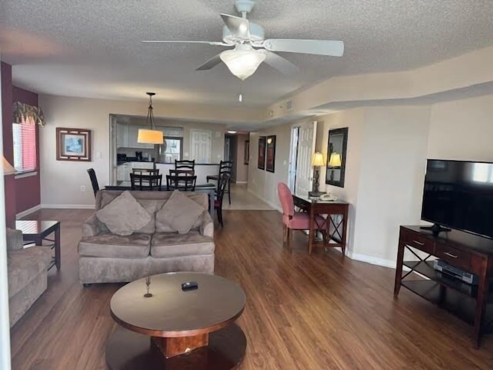 Yacht Club 2-505 3 Bedroom Condo