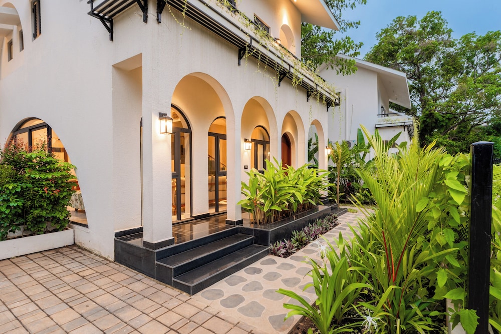 BellaVie | 3-BHK Villa With Private Pool & TV Lounge Area In A Gated Complex
