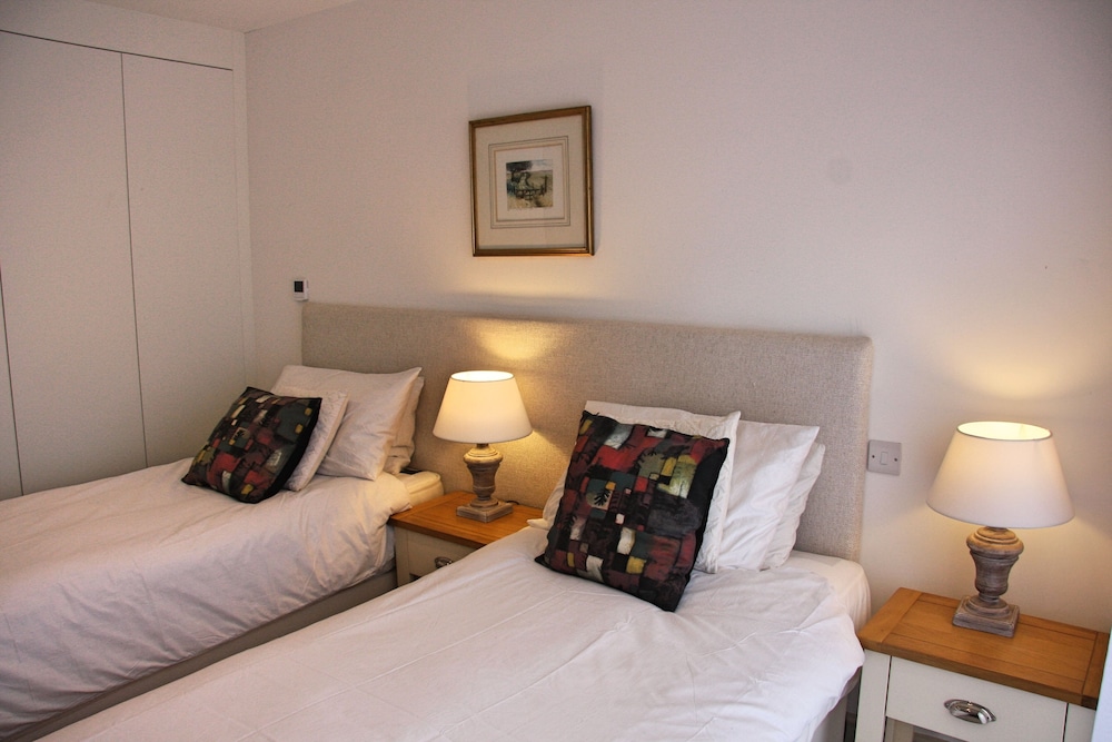 Marshlands Annexe view 4