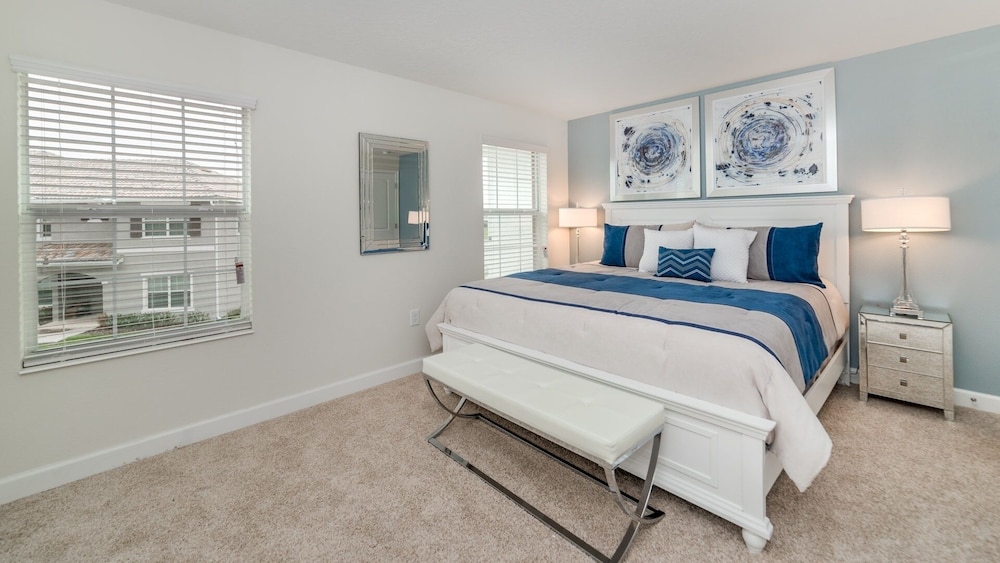 Storey Lake Resort 4 Bedroom Private Pool Townhome 4 Townhouse
