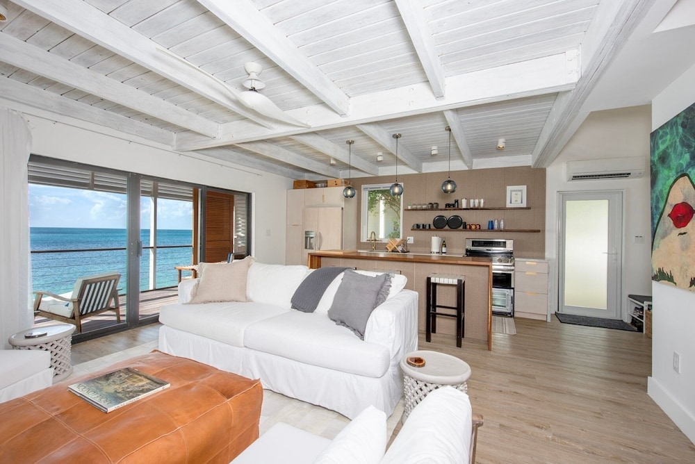 Touch Of Class Cottage - A Caribbean Beachfront Cottage 2 Bedroom Cottage