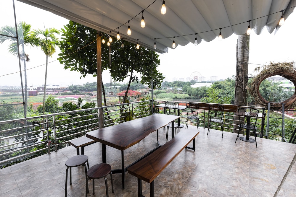 Em Am Homestay - West Lake