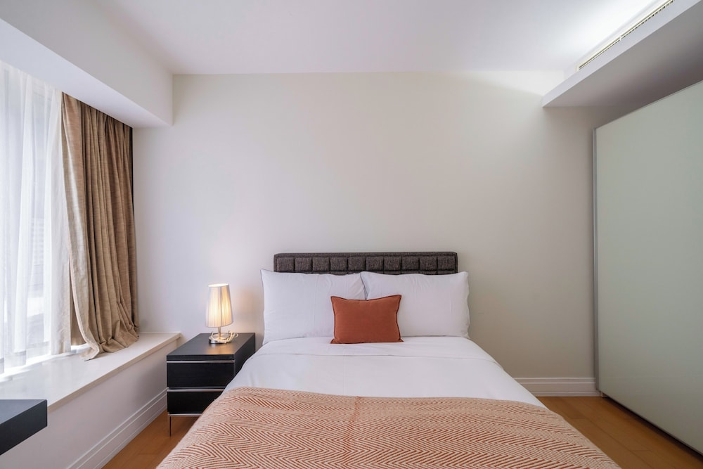 Tyms 3BR 2BA Apartment in Xujiahui
