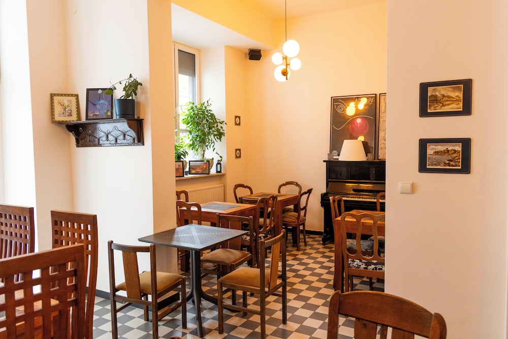 Noclegi Stadion Bed & Breakfast