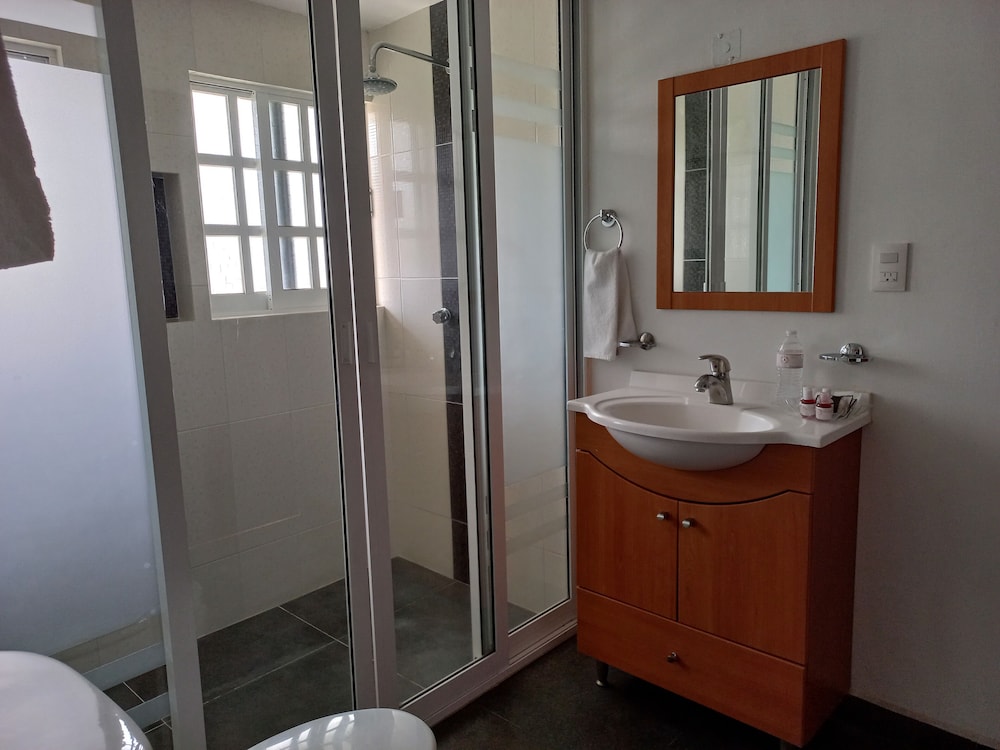 La Aurora Hotel like Home