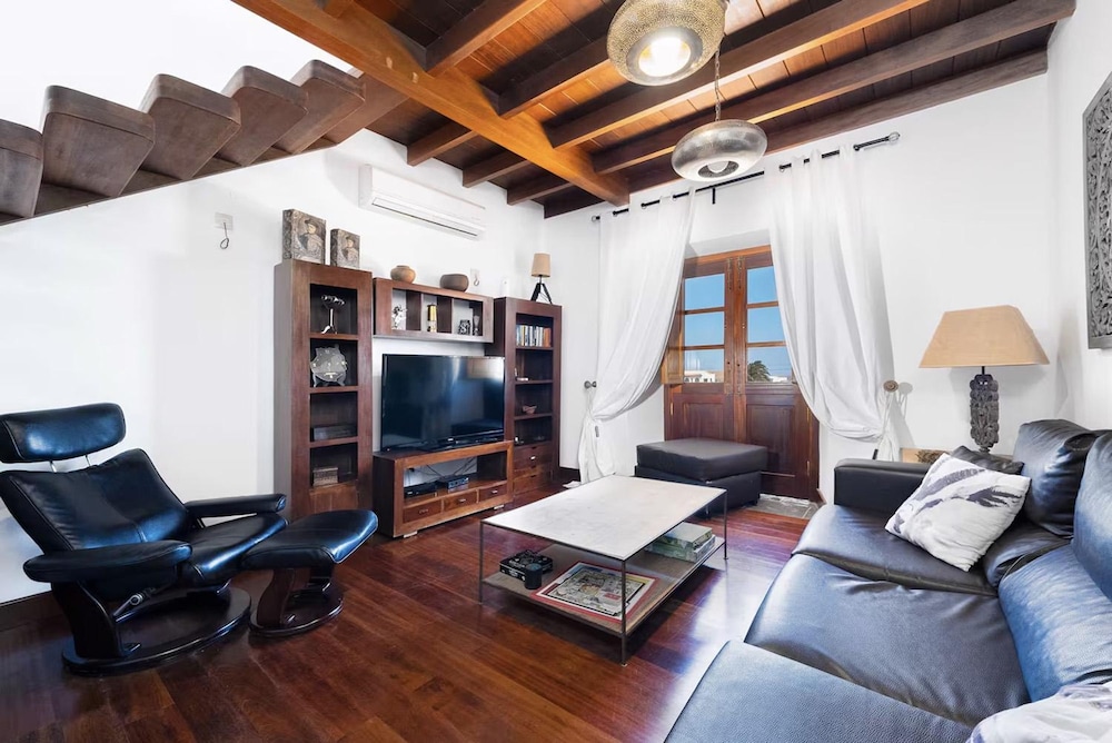 Casa Rural Hero With 5 Bedrooms and 4 Bathrooms