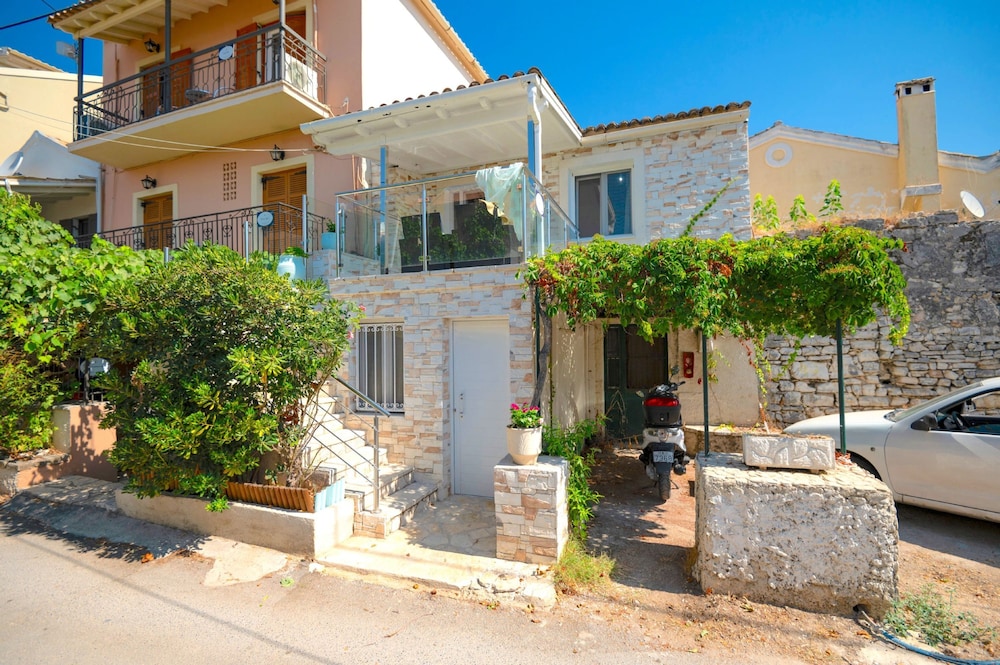 Porto Saint Stephanos