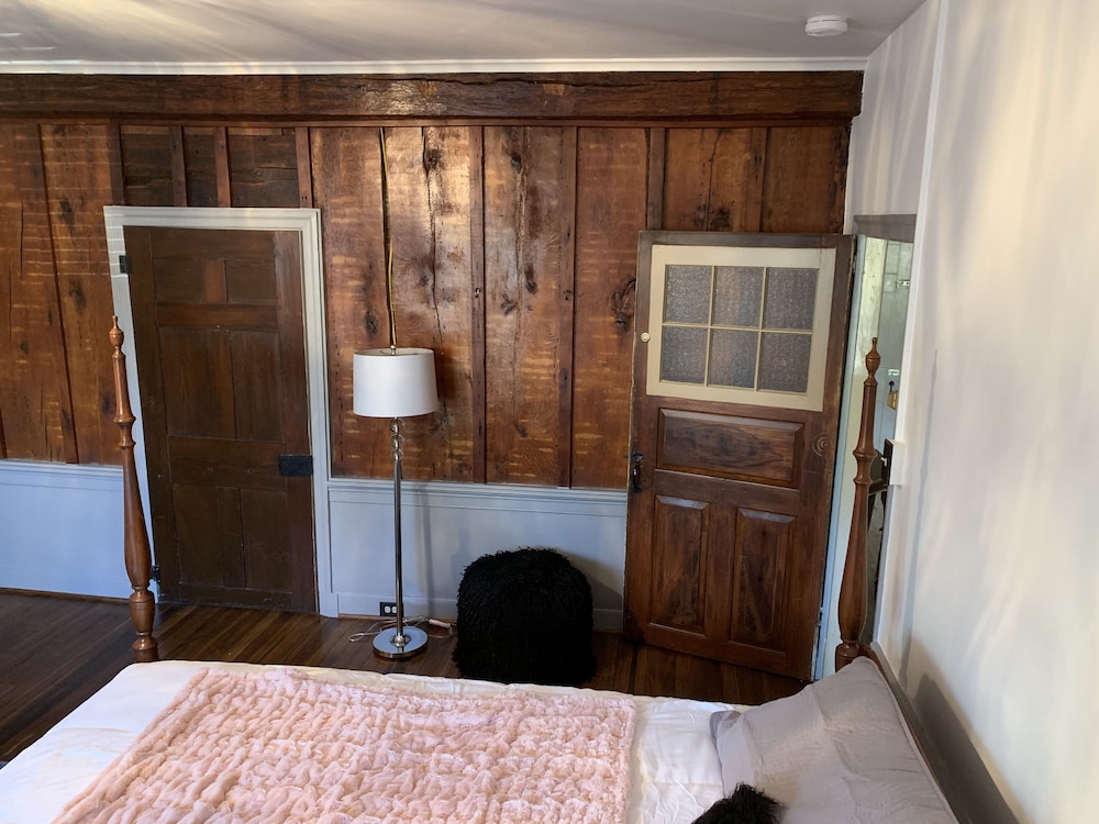 The Avenue Guesthouse and Gallery, photo 13