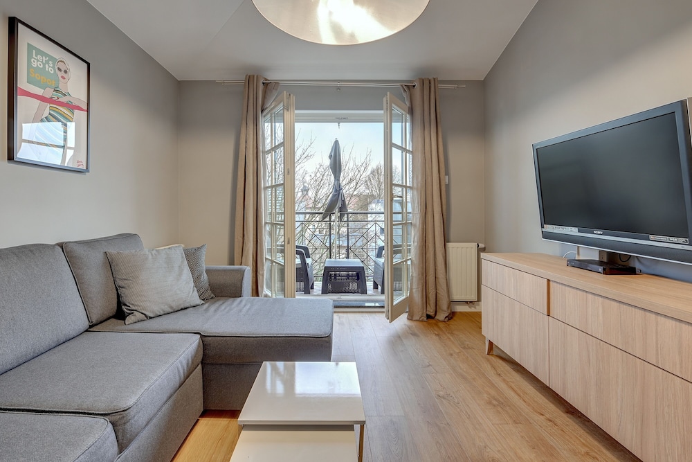 Grand Apartments