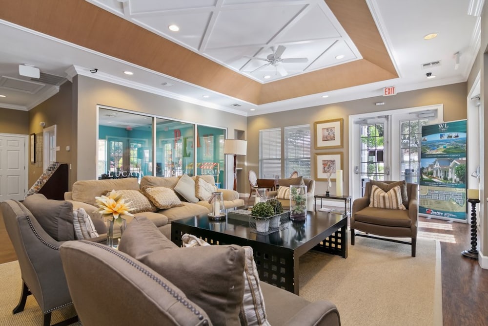 Lucaya Village 3040 #20-105 - Image 2