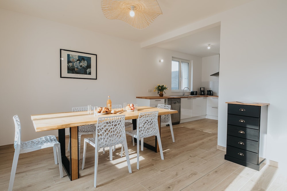 Holiday Home Just 350 m From the Long Sandy Beach