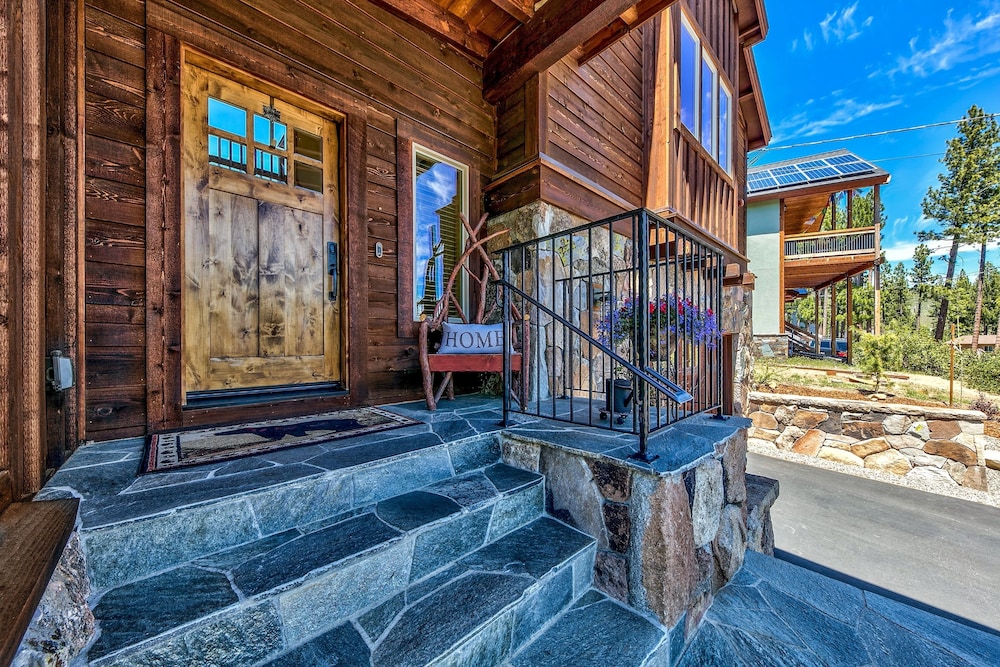 1376md Angora View 4 Bedroom Home