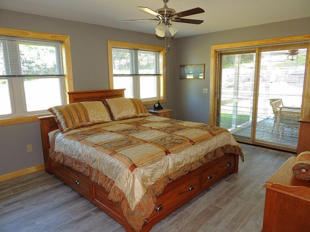 Angel Rock Waterfront Cottages and Vacation Homes