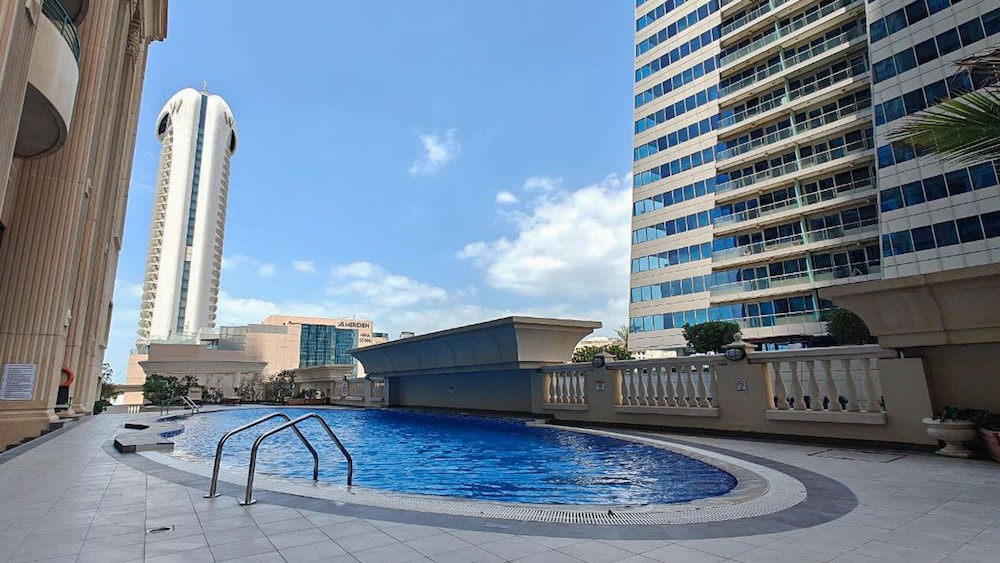 1 Bedroom in Marina With Stunning Ain Dubai View