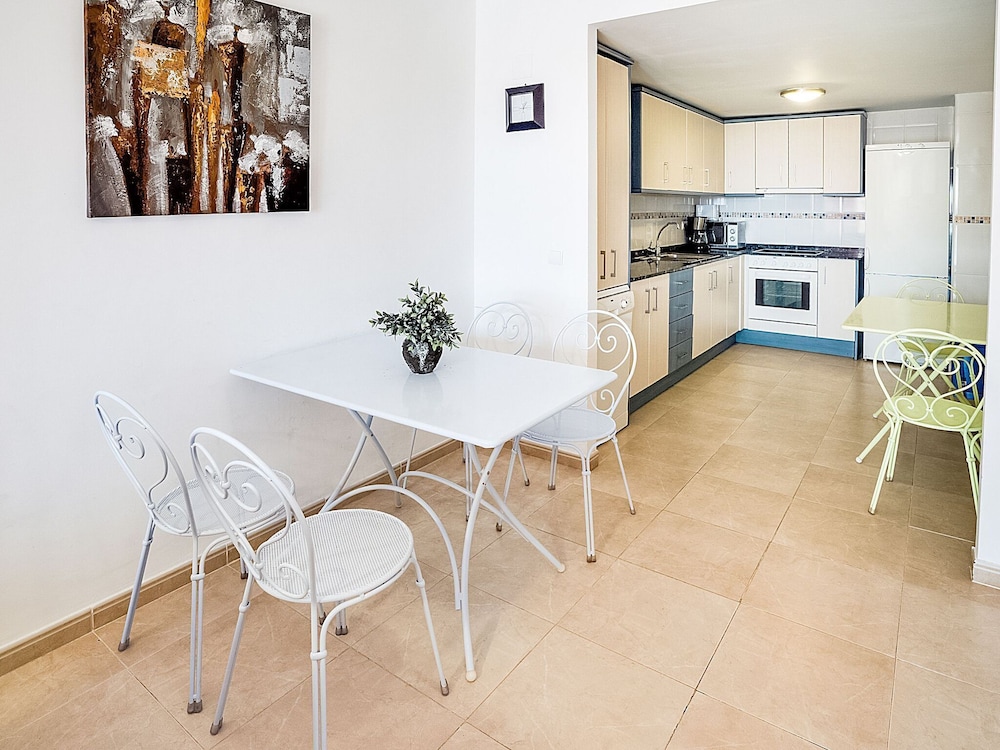 Comfortable Apartment Near the Sea view 3