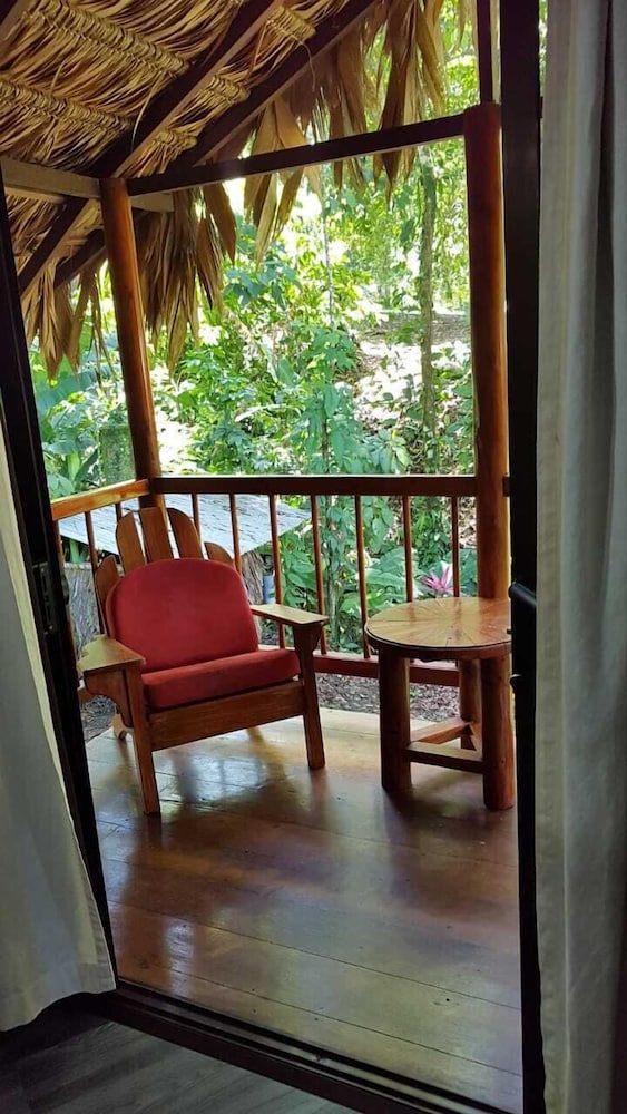 Hotel Bugabutik Hotel Resort - Image 1