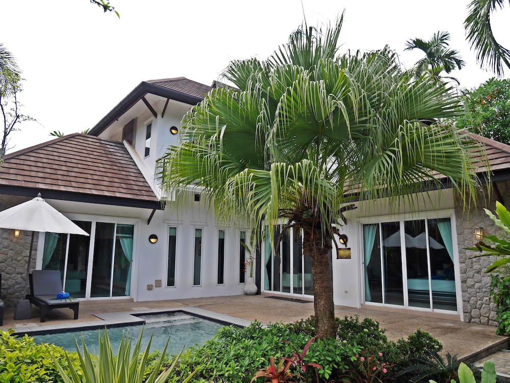 Suriya Som Villa