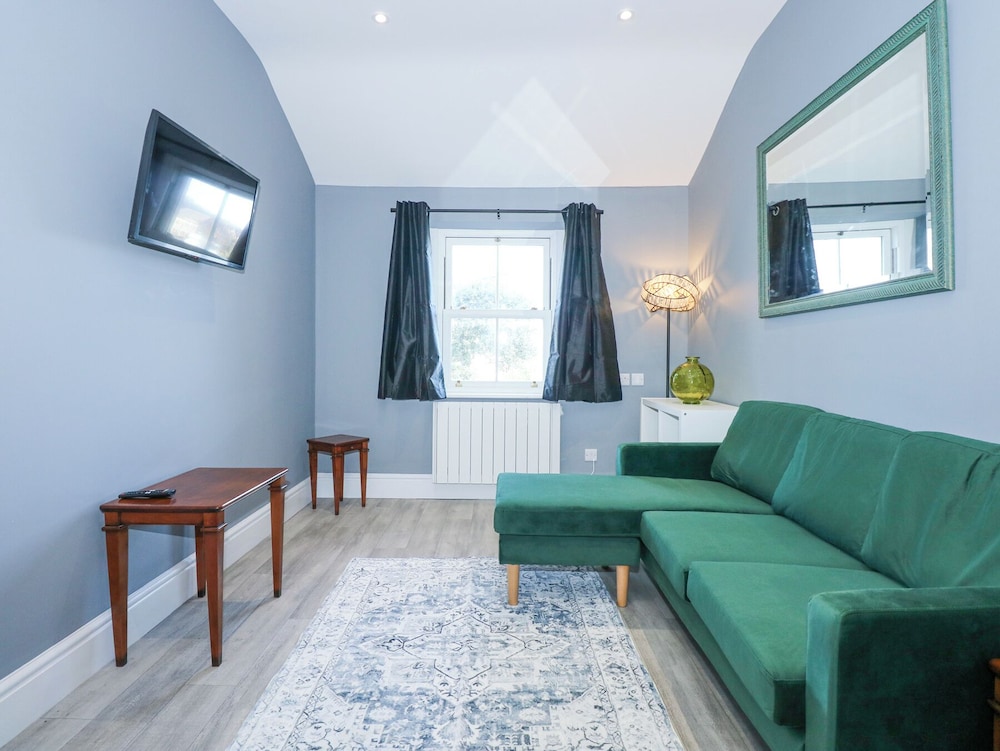 The Fir Grove Annex