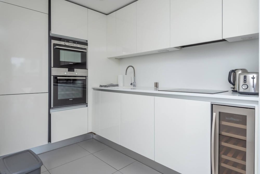 Old Street - Sleek Apartment