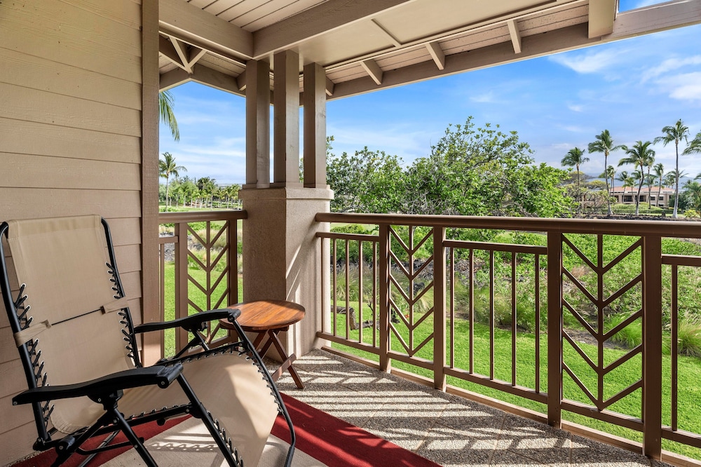 Spacious Townhome - Close to Beaches & Shopping! - Vrkcv