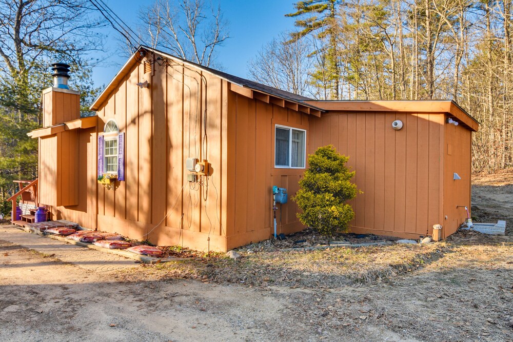 Ellis River Cottage ~ 3 Mi to Attitash Mountain! view 4