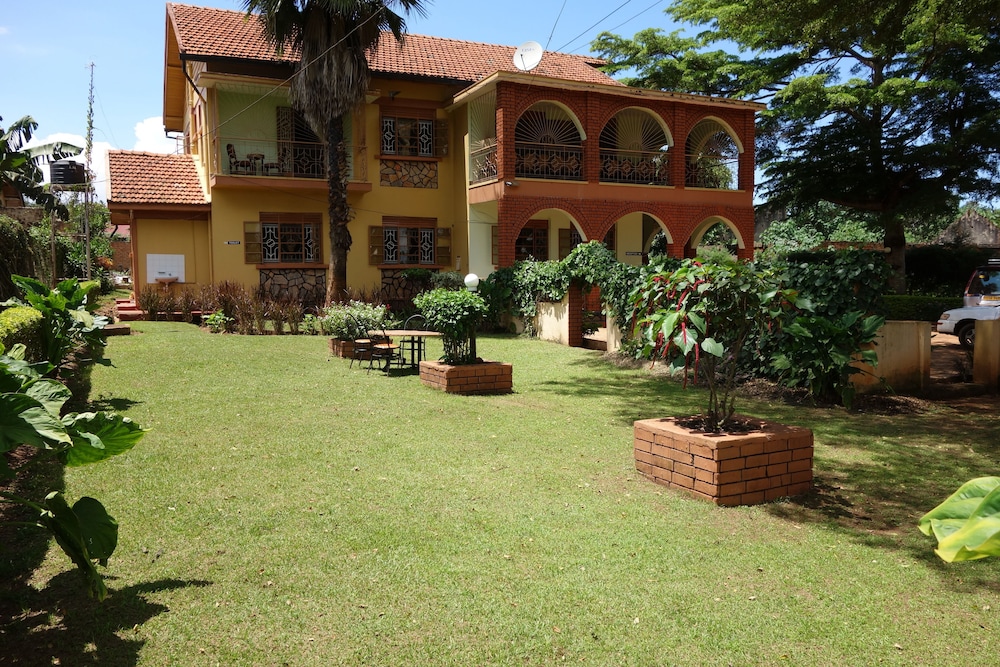 Bridgeway Guesthouse