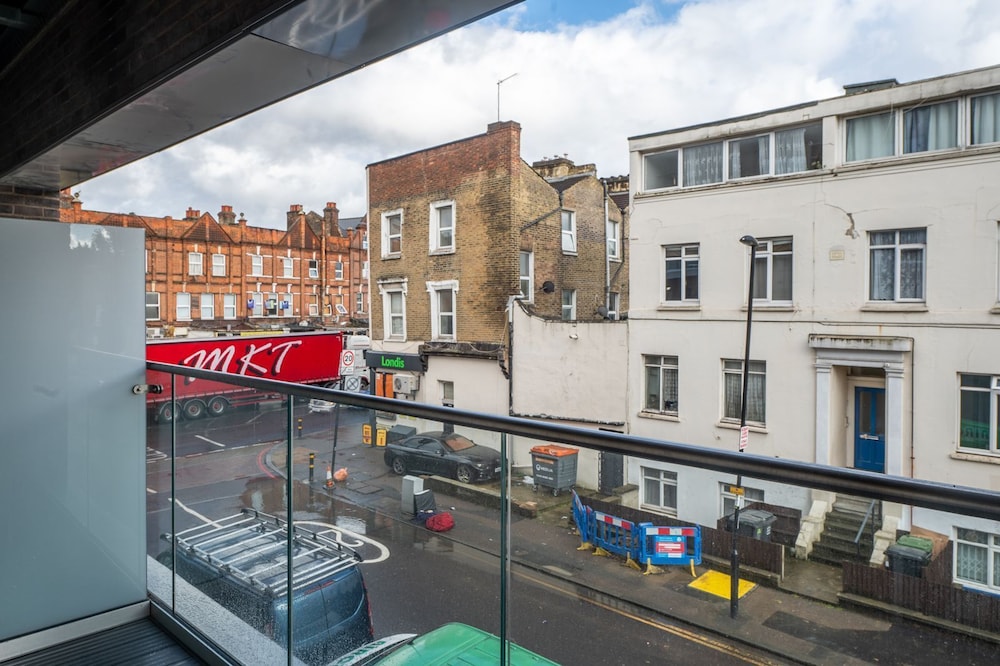 VESTO Lewisham