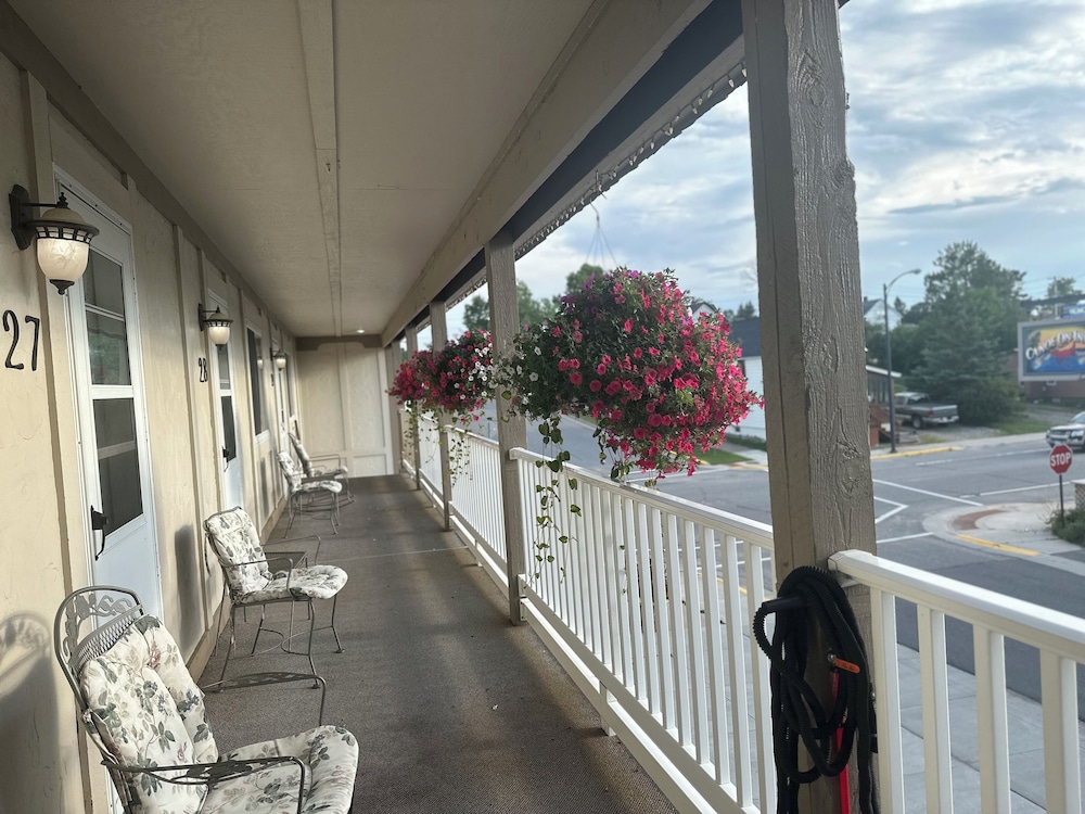 Canoe On Inn