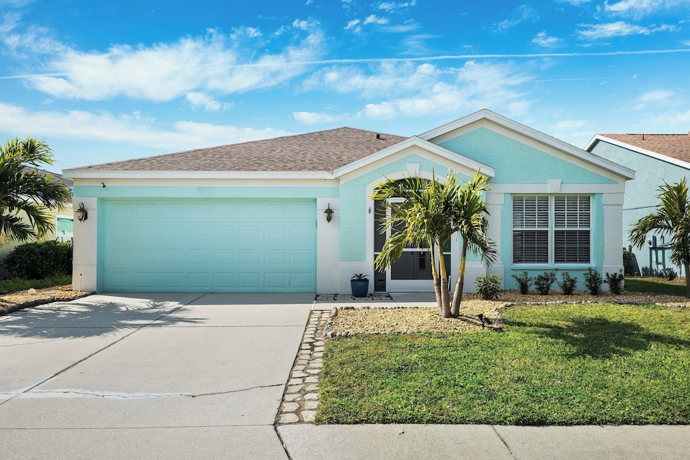 Saltwater Pool & Spa at Home in Bradenton
