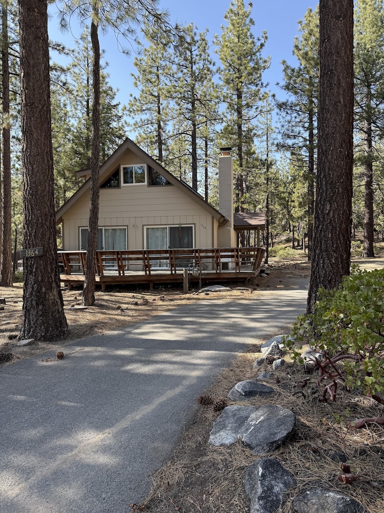 Hch0864 - Donner Cabin 3 Bedroom Home