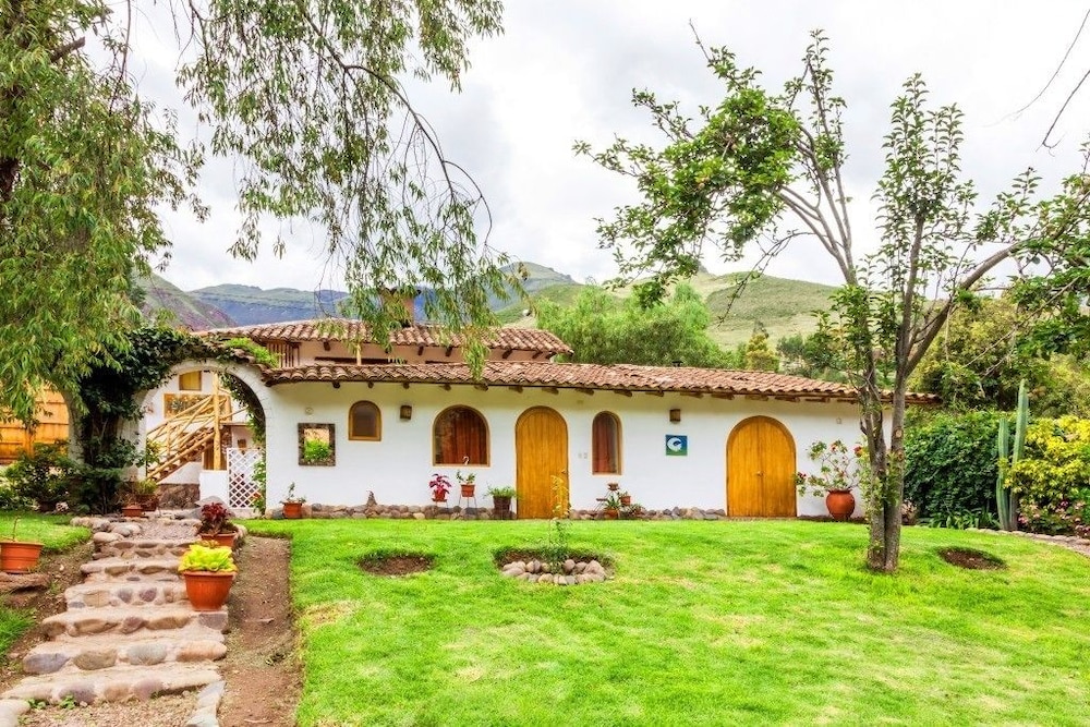 Kusi Lodge