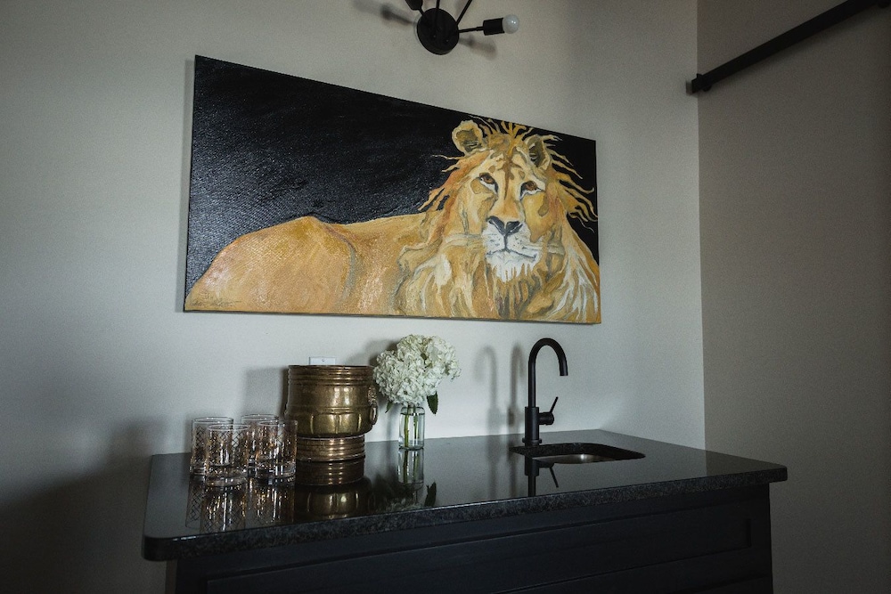 Florence Vacations - GunRunner Boutique Hotel - Property Image 43