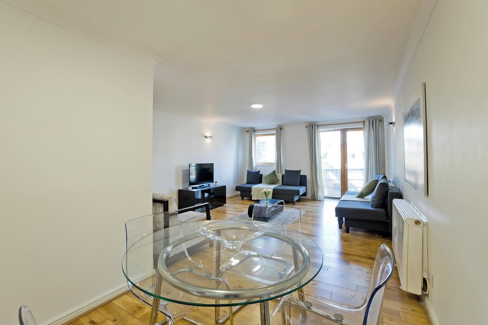 Imperial Meridian Place Apartment