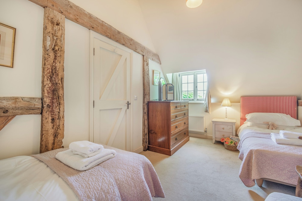 Beachy Barn