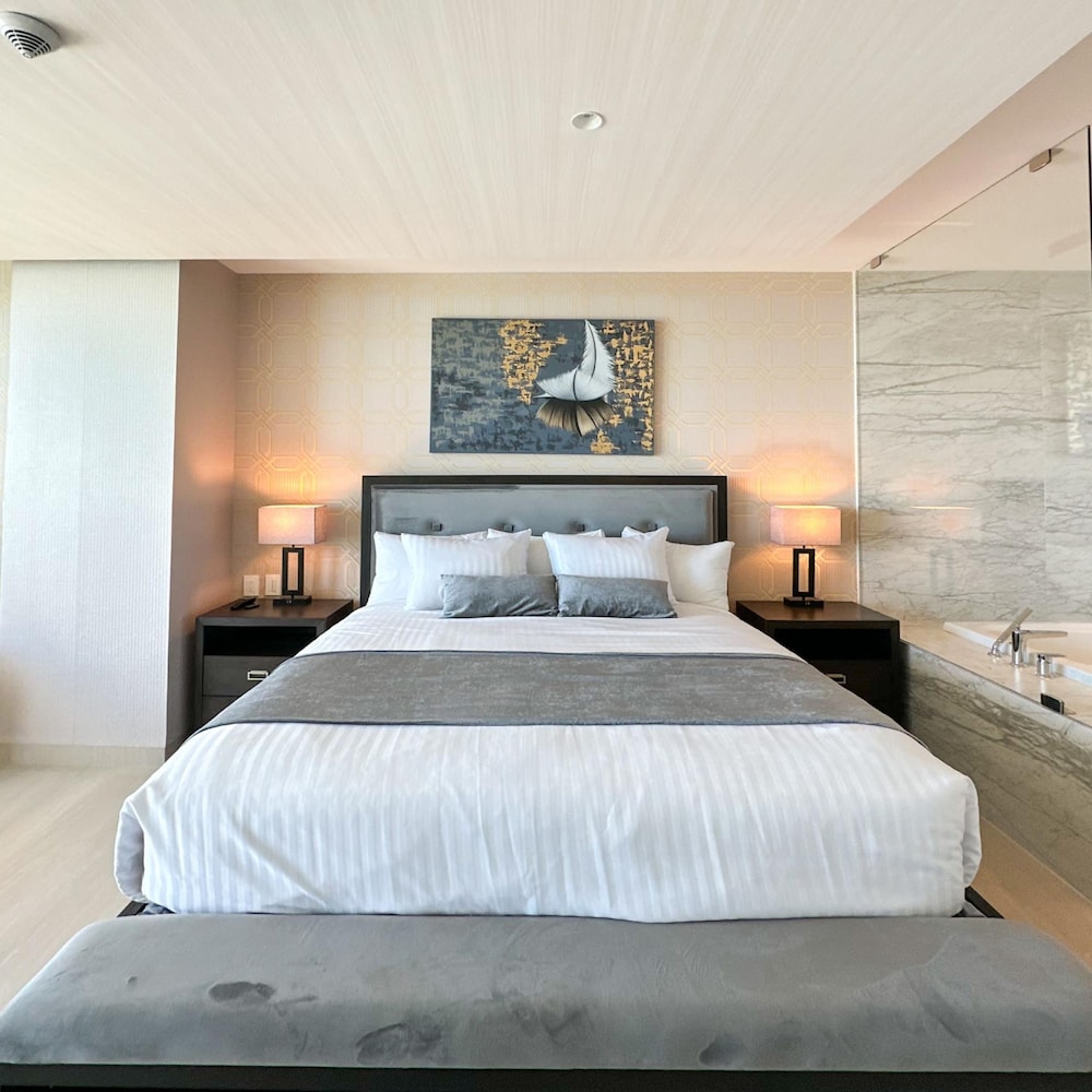 Brand New 6 Bedroom Penthouse