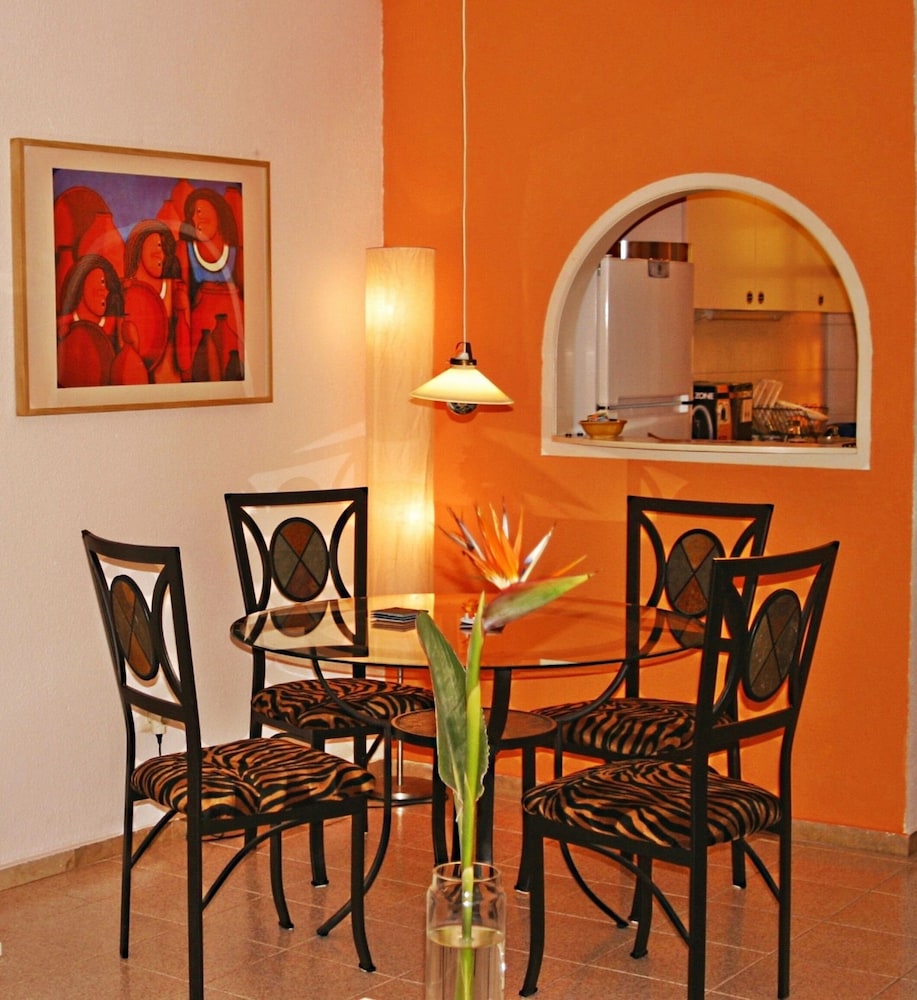 Well Maintained House in Chayofa With Pool view 4