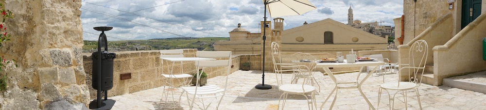 Hotel Cinque Elementi Sassi Matera - Image 1