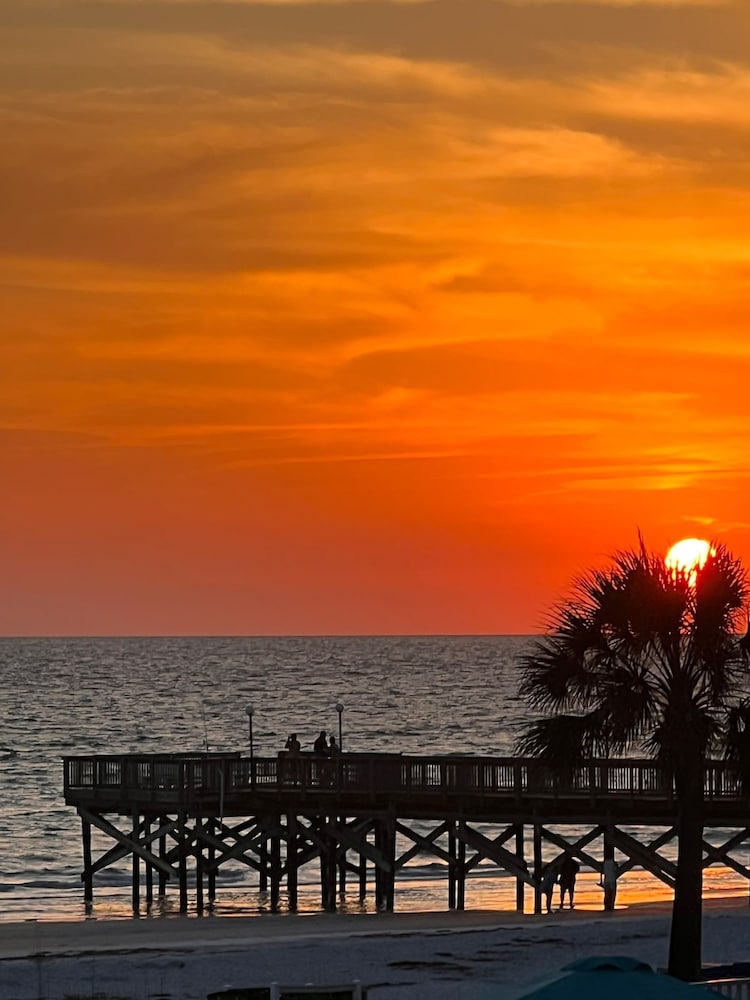 Beach Cottage 1212 in Indian Shores