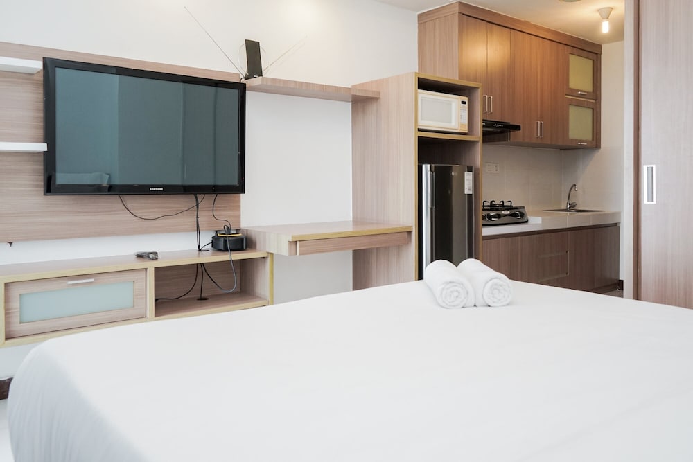 Comfortable Studio Apartment At Scientia Residence