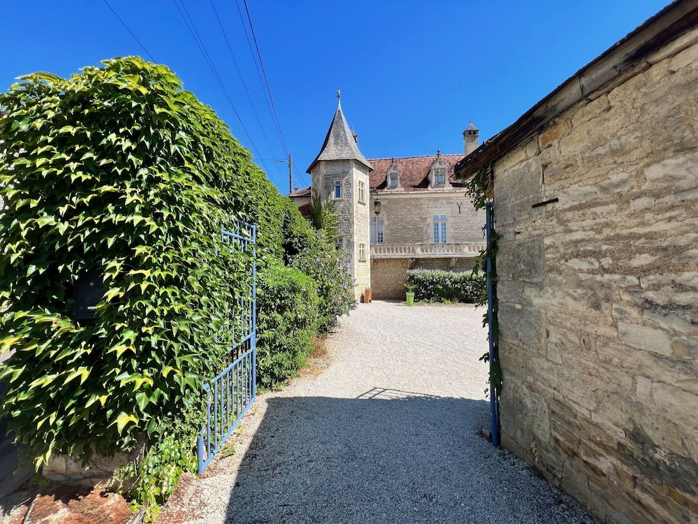 Photo 18